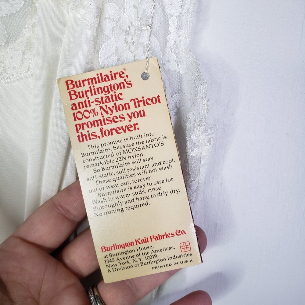 Vintage‎ NWT Movie Star Lace Trimmed Slip White Nylon 34-Tall S XS - Picture 11 of 12